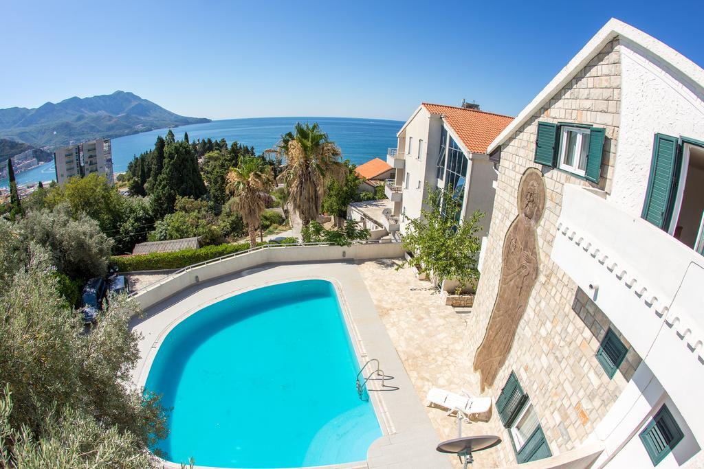 The Turtles Garden Villa Bečići Exteriör bild